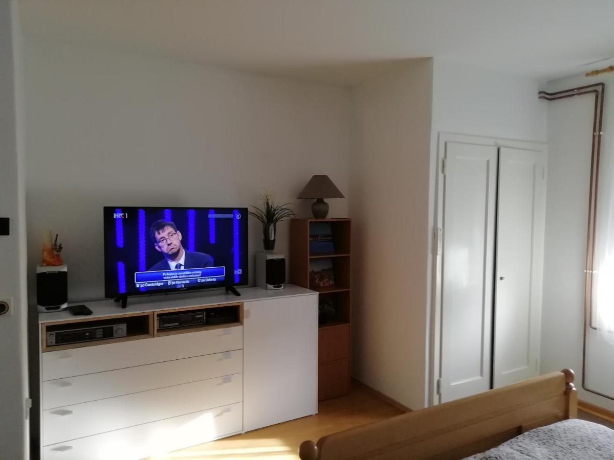 Apartment Poljak ซาเกร็บ ภายนอก รูปภาพ